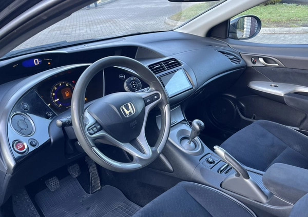 Honda Civic cena 16900 przebieg: 170000, rok produkcji 2006 z Skwierzyna małe 211